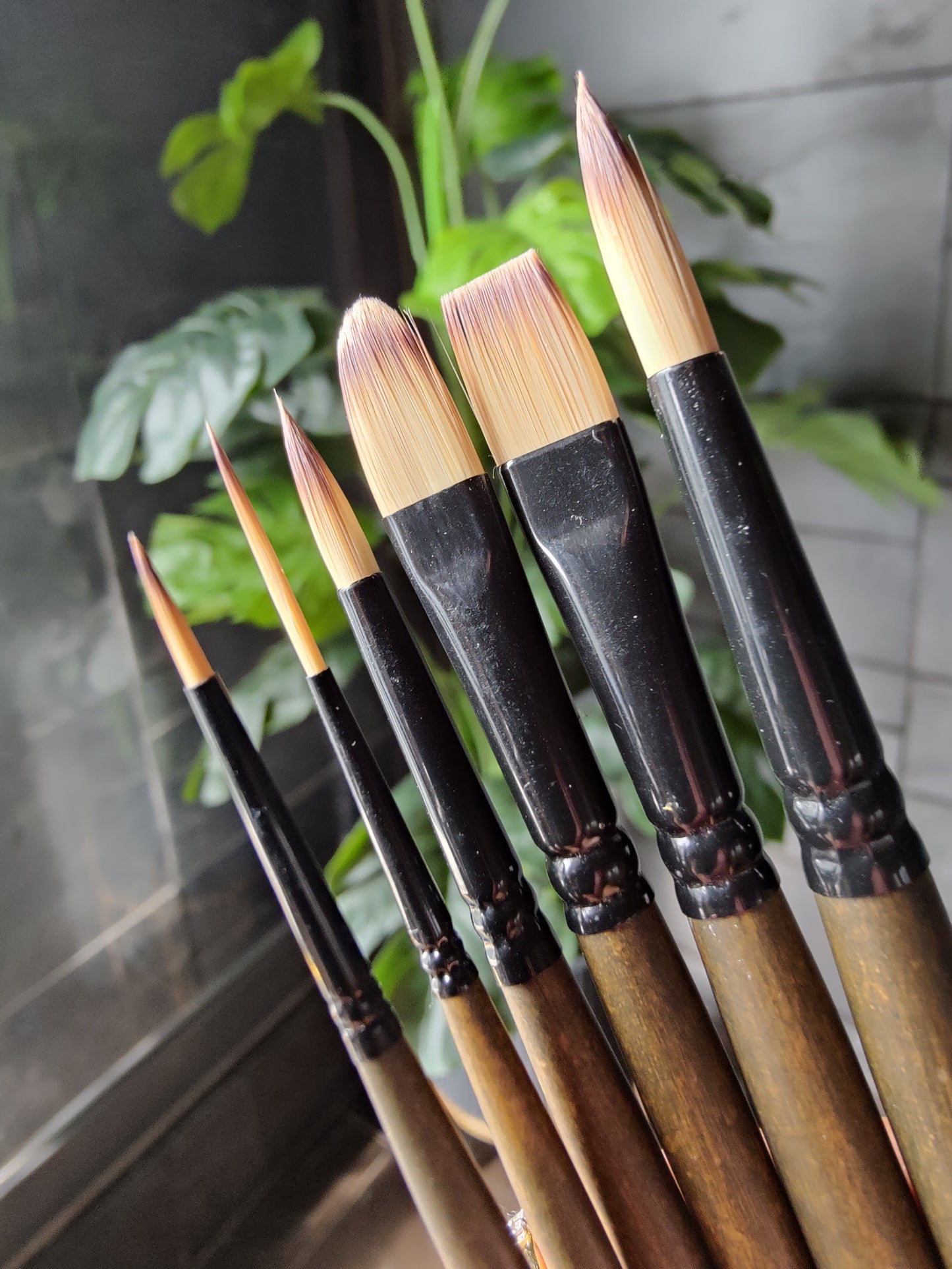 BRUSTRO AquaStrokes Artist Brushes | Set of 6 | Ideal for Watercolour, Gouache, Acrylics, Oil Brush, Synthetic Bristles, Wooden handle | Made for Students and Professionals Artists